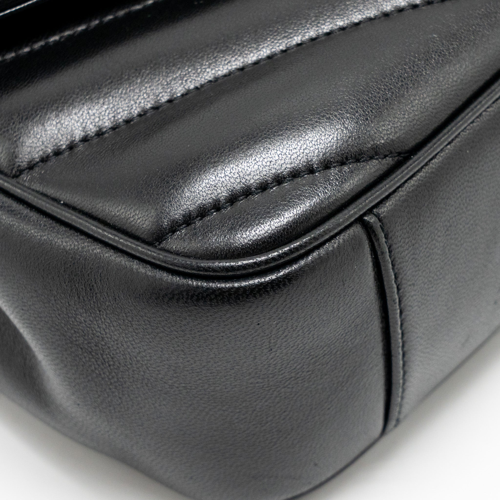 saint-laurent-ysl-small-loulou-bag-lambskin-black-ghw-copy