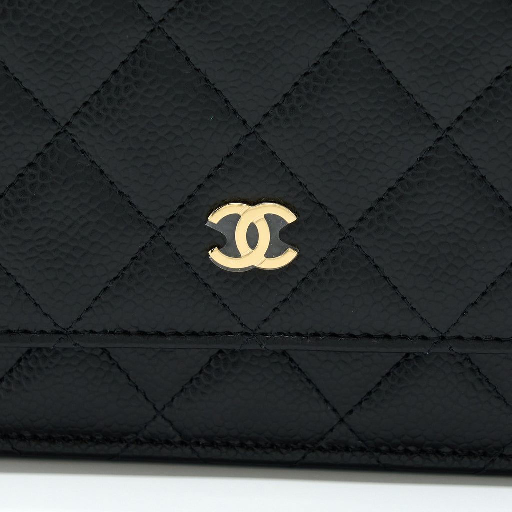chanel-classic-wallet-on-chain-caviar-black-ghw-microchip-3