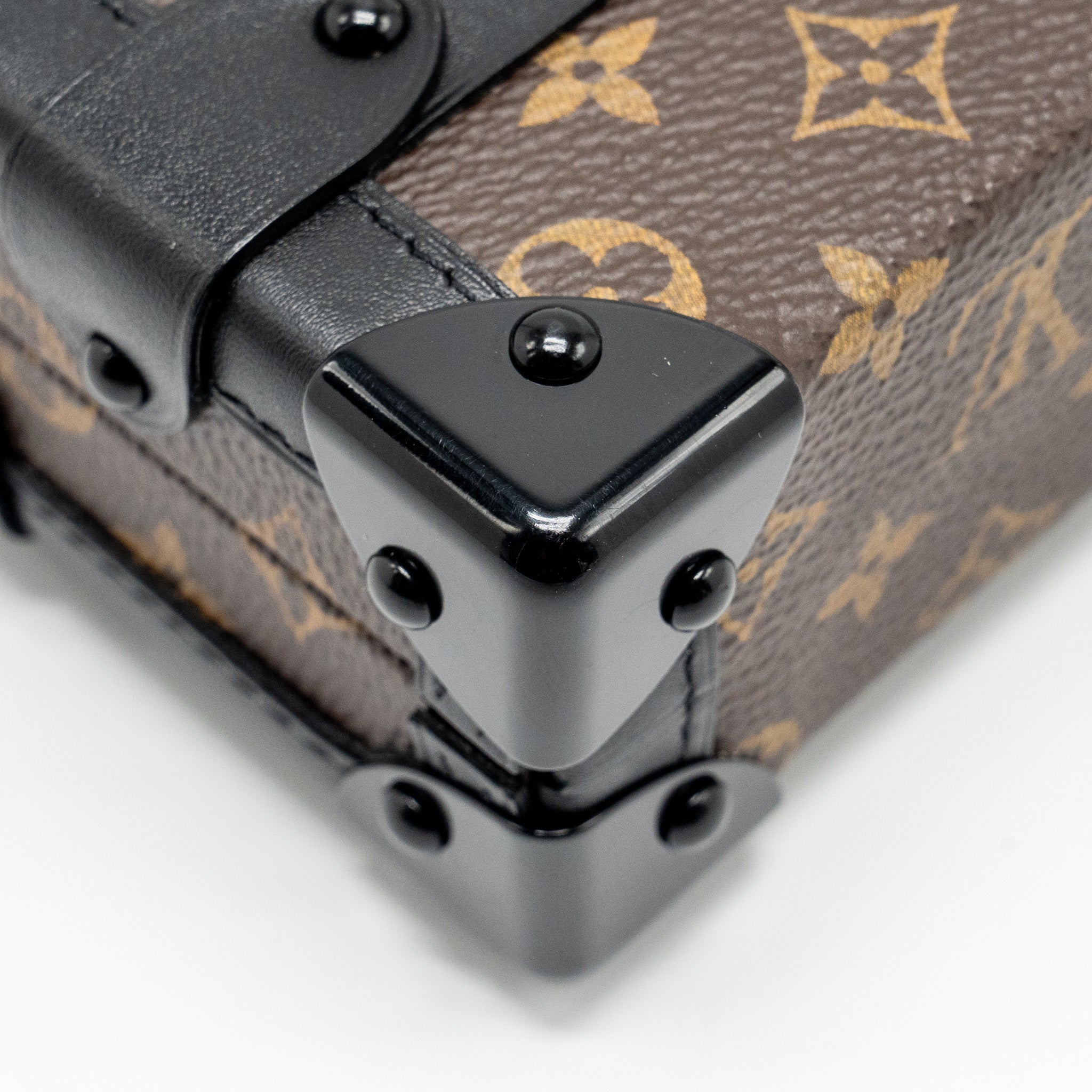 louis-vuitton-petite-malle-monogram-canvas-ghw-6