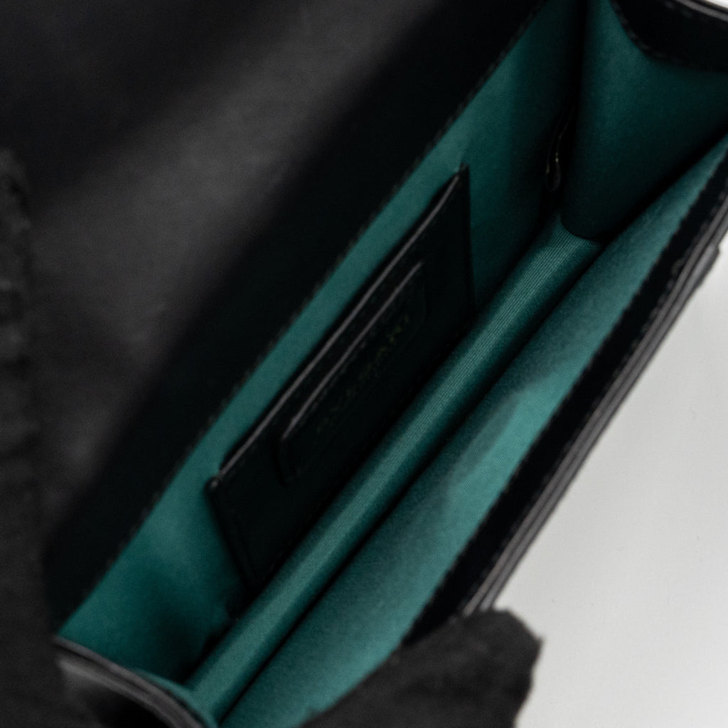 bvlgari-serpenti-forever-crossbody-bag-calfskin-black-lghw