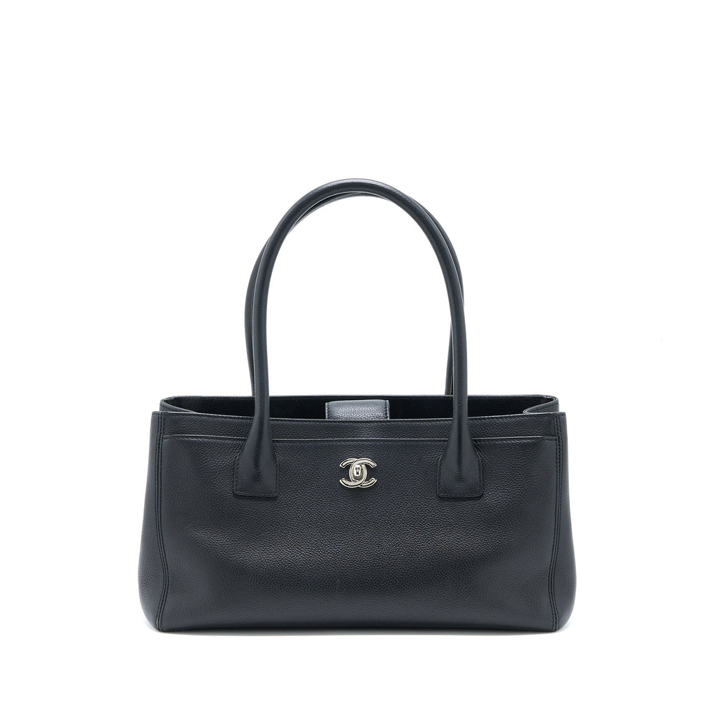 chanel-cerf-tote-bag-grained-calfskin-black-shw