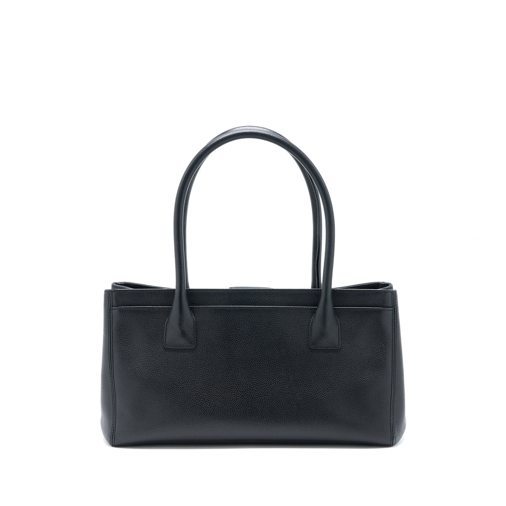 chanel-cerf-tote-bag-grained-calfskin-black-shw