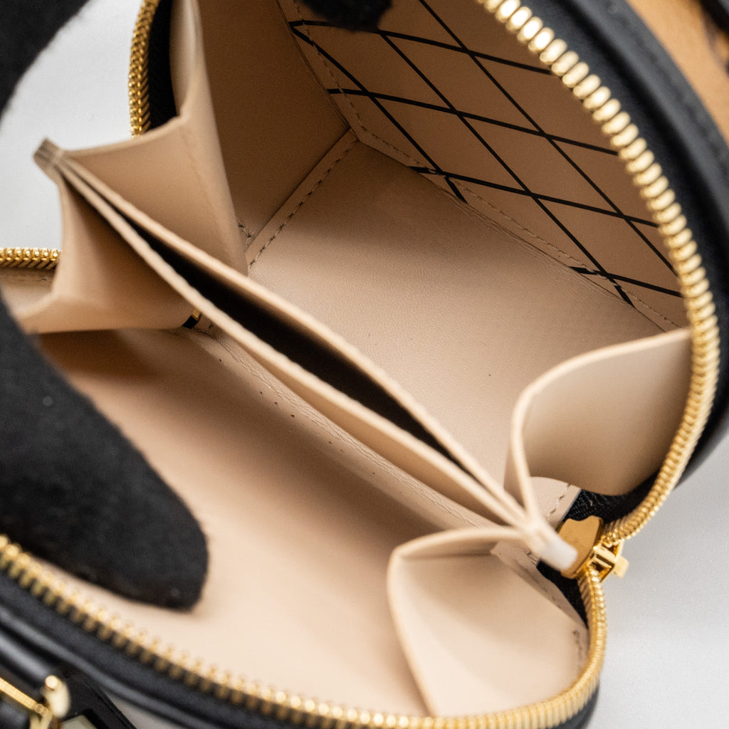 louis-vuitton-mini-boite-chapeau-canvas-monogram-reverse-ghw