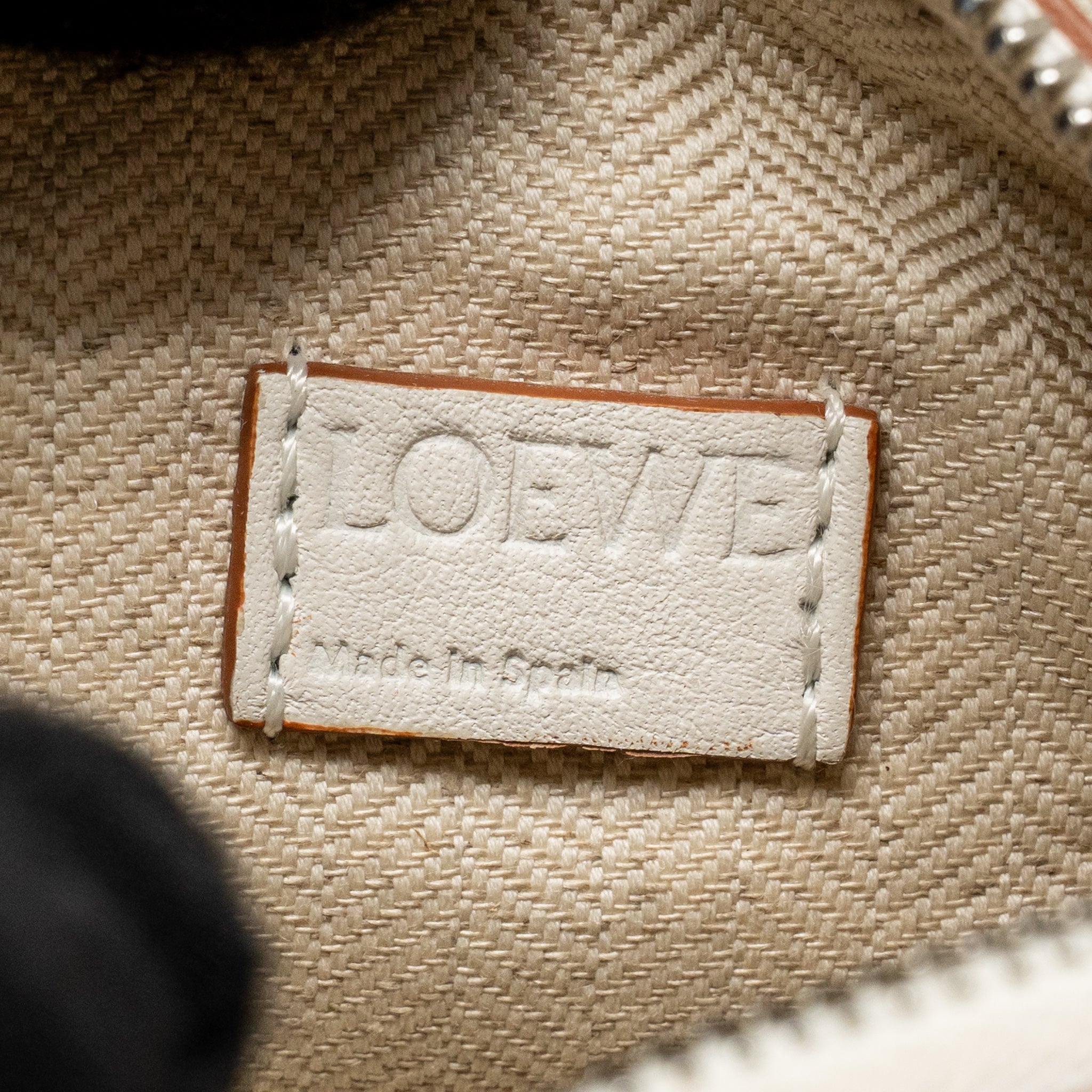 loewe-nano-puzzle-bag-calfskin-white-shw
