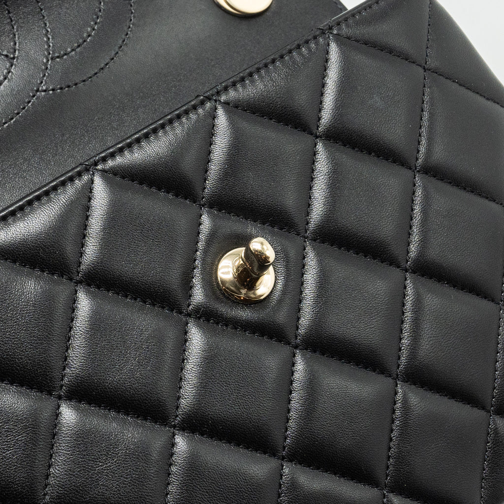 chanel-small-trendy-cc-flap-bag-lambskin-black-lghwmicrochip