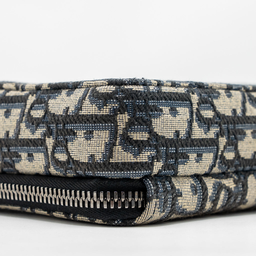 dior-wallet-on-strap-oblique-jacquard-canvas-leather-blue-shw