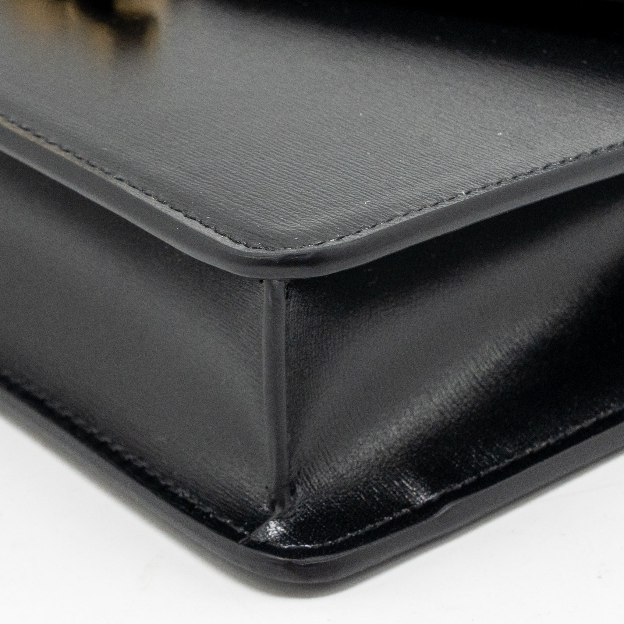 celine-wallet-on-chain-margo-calfskin-black-ghw