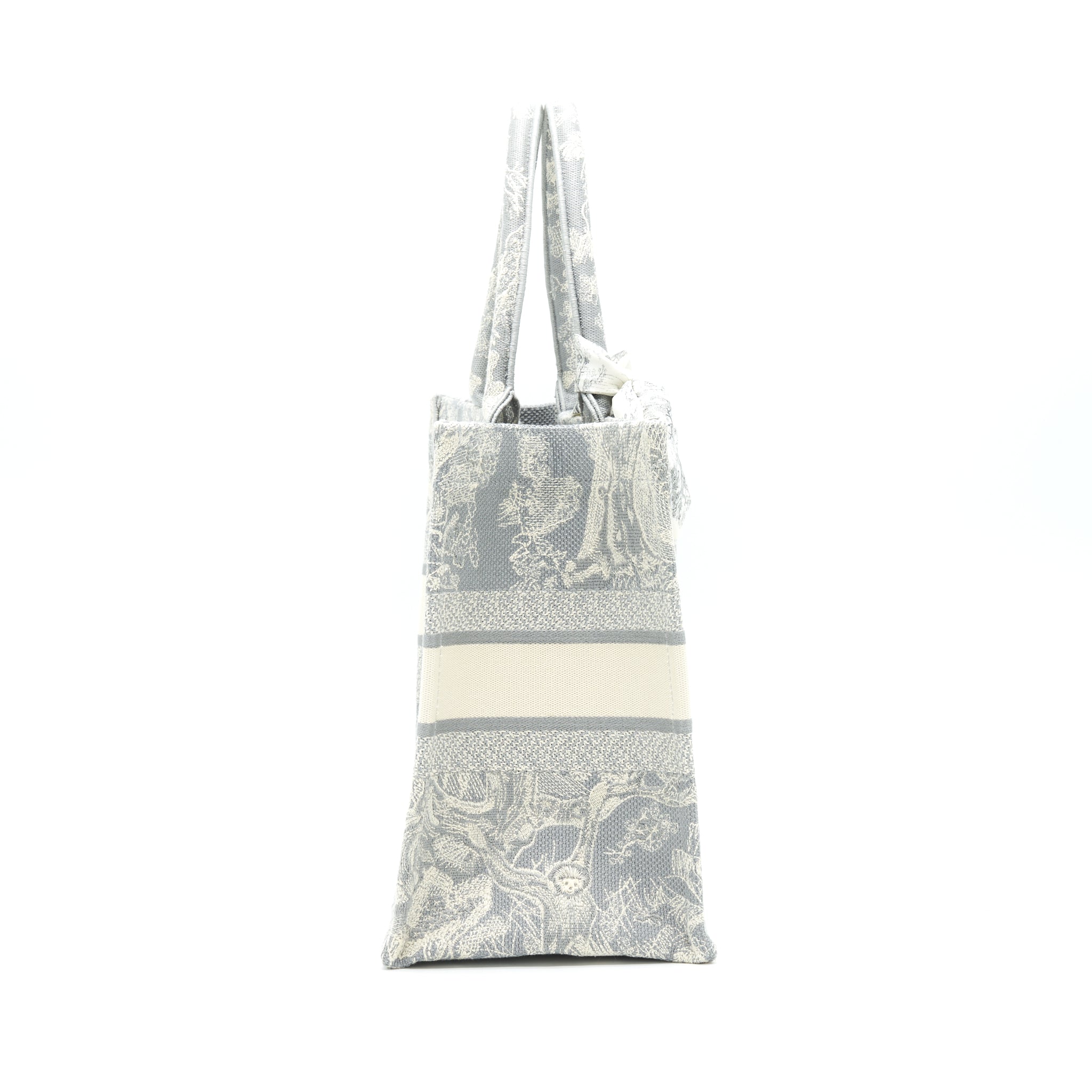 dior-small-book-tote-gray-toile-de-jouy-reverse-embroidery-with-an-extra-small-scarf