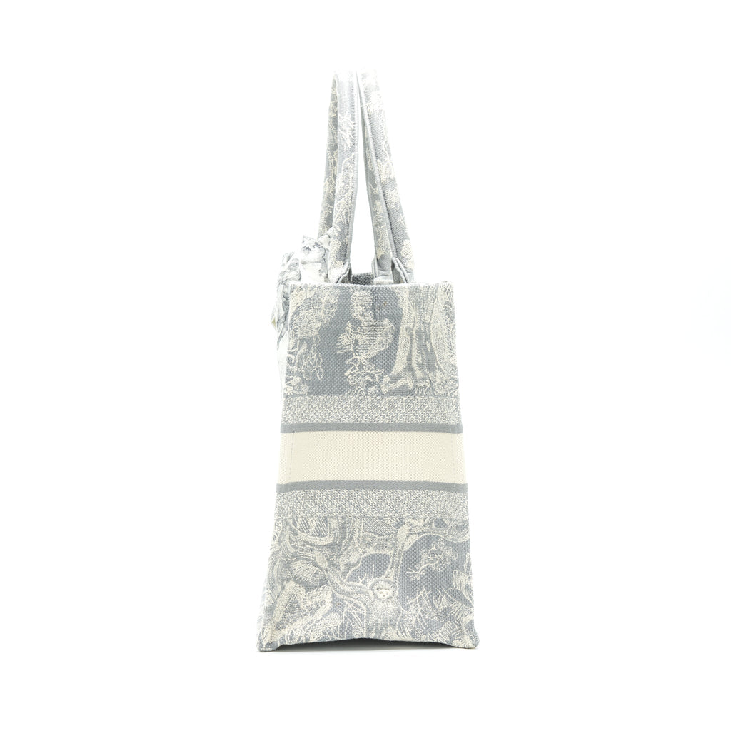 dior-small-book-tote-gray-toile-de-jouy-reverse-embroidery-with-an-extra-small-scarf