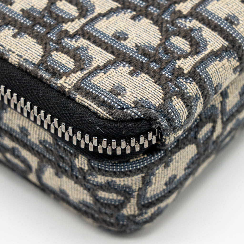 dior-wallet-on-strap-oblique-jacquard-canvas-leather-blue-shw