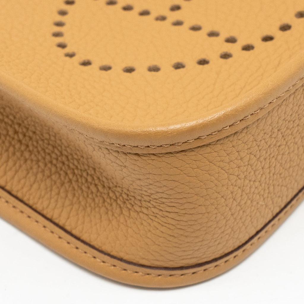 hermes-mini-evelyne-clemence-biscuit-camel-ghw-stamps