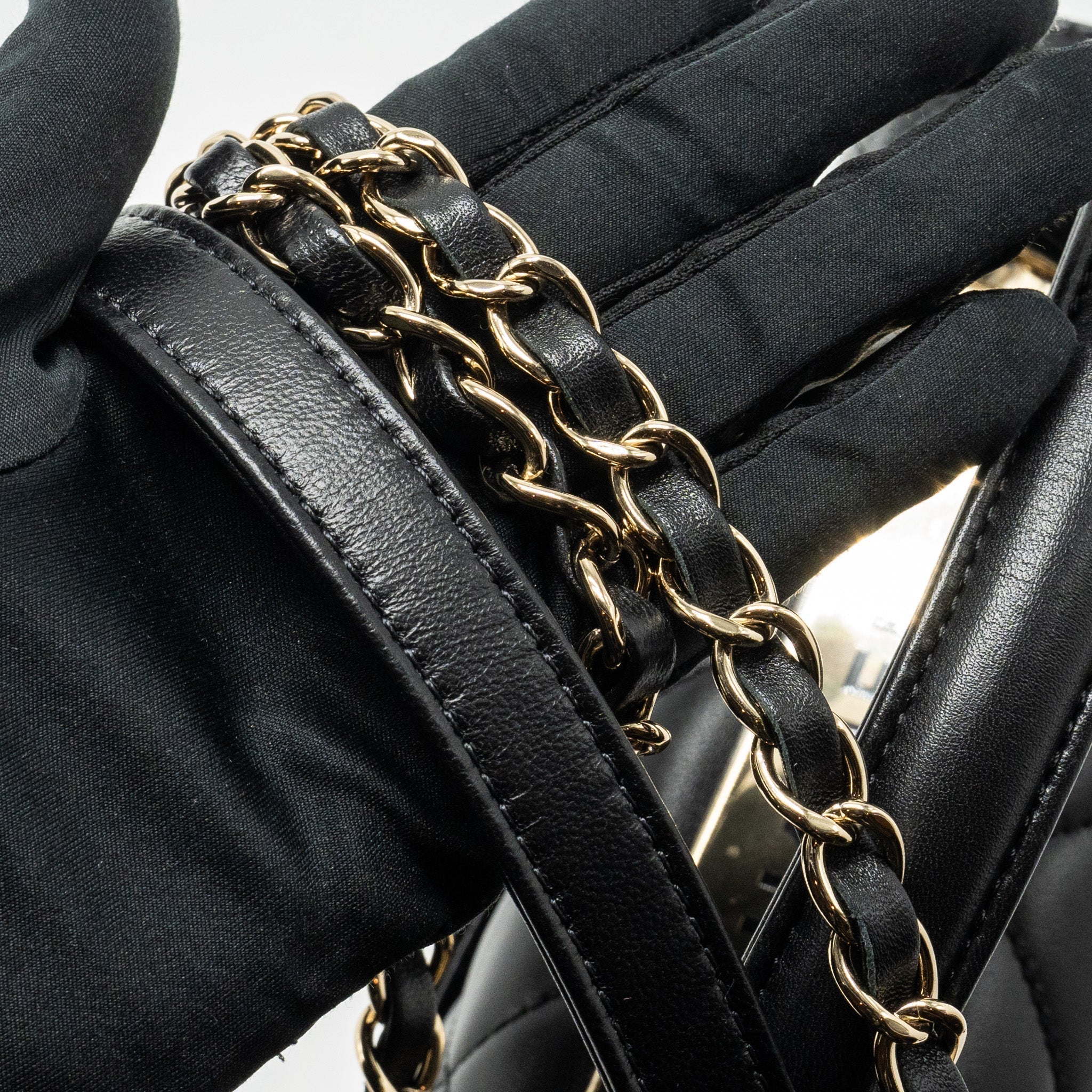 chanel-small-trendy-cc-flap-bag-lambskin-black-lghwmicrochip