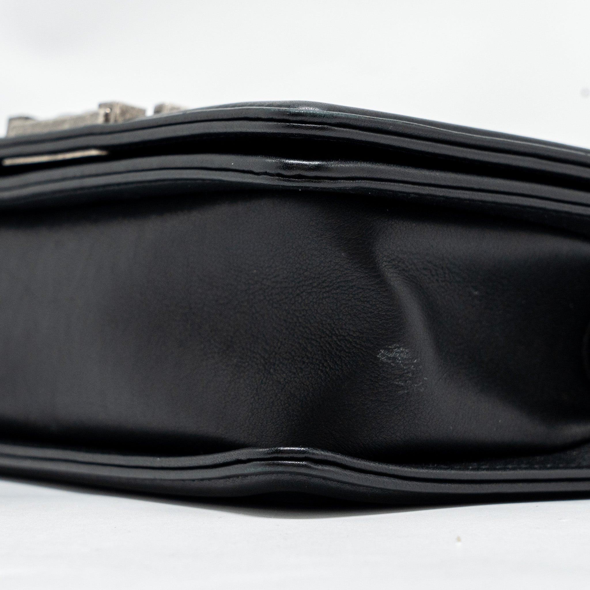 chanel-small-boy-bag-lambskin-black-ruthenium-shw