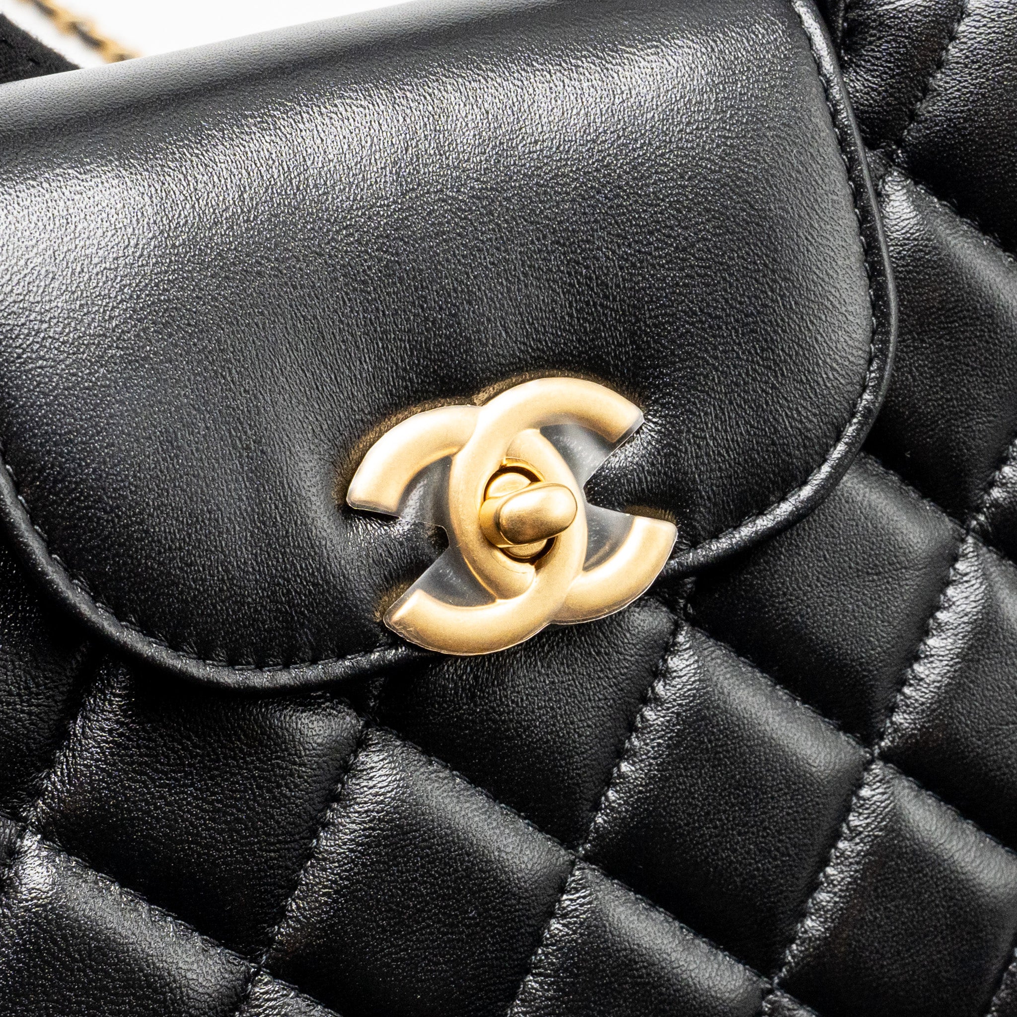 chanel-25a-mini-kelly-shopping-tote-bag-lambskin-black-ghw