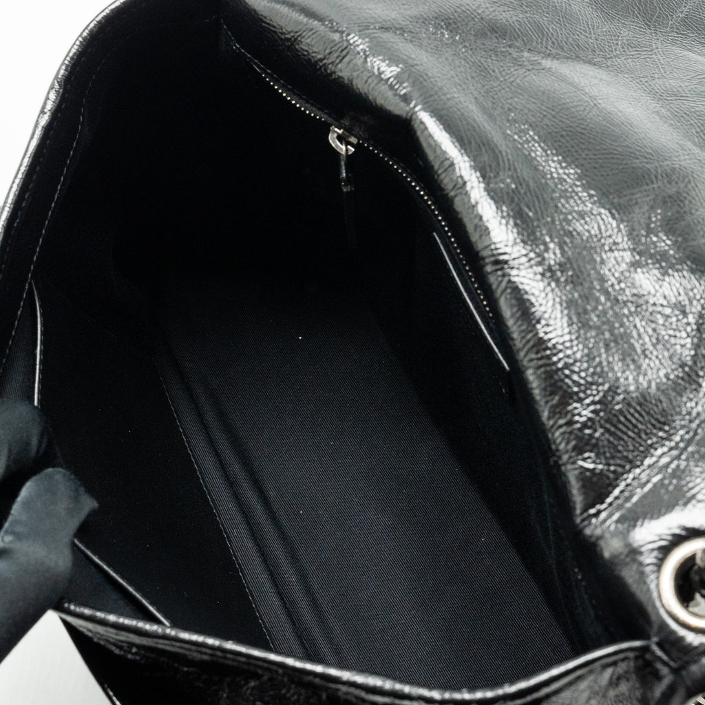 saint-laurent-ysl-medium-niki-calfskin-black-shw-1
