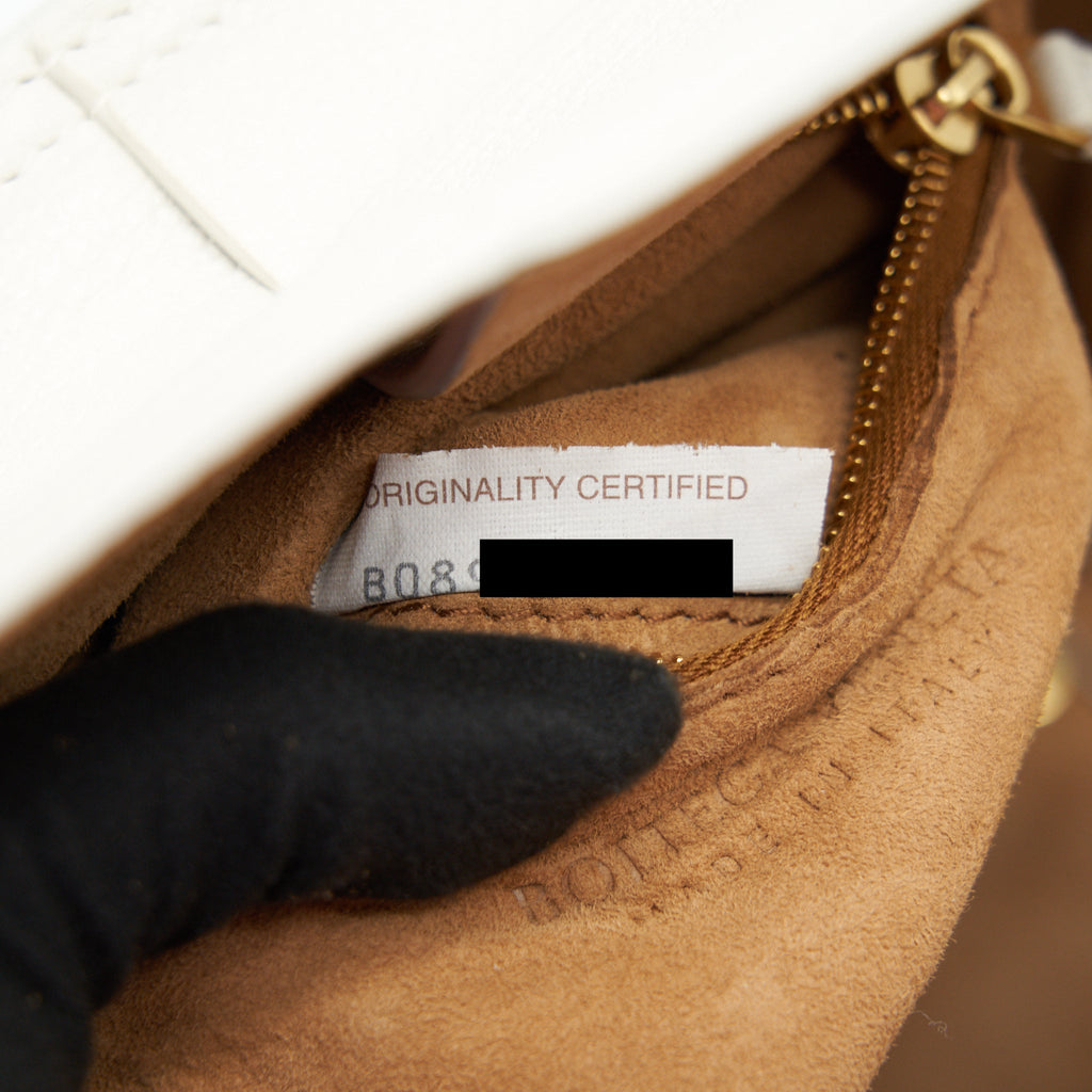 bottega-veneta-mini-arco-bag-white
