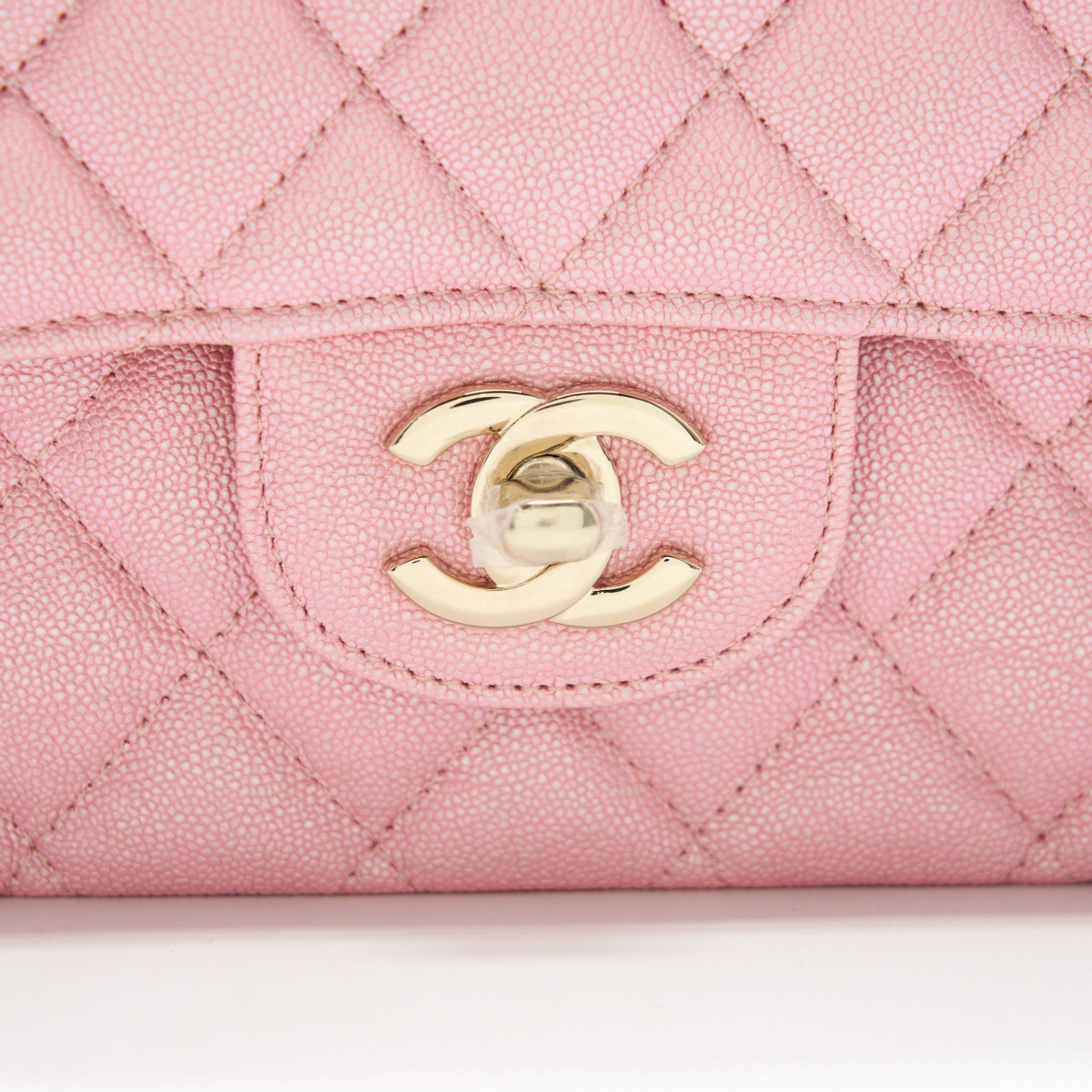 chanel-iridescent-pearly-pink-medium-classic-double-flap-bag-caviar-with-lghw-1