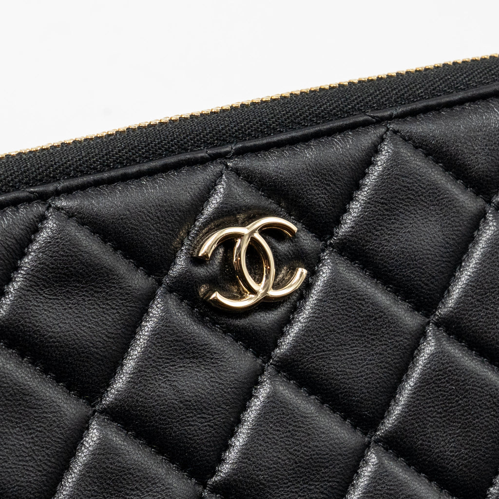 chanel-coco-charms-chain-quilted-pouch-bag-lambskin-black-lghw
