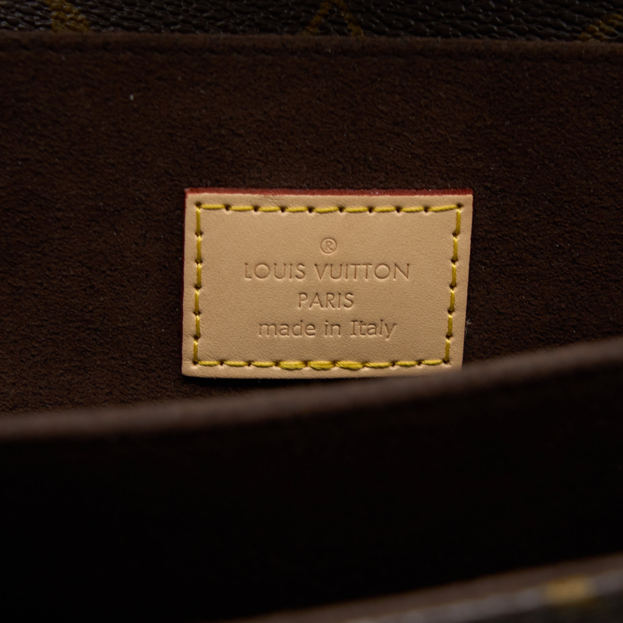 louis-vuitton-pochette-metis-monogram-canvas-ghw-10
