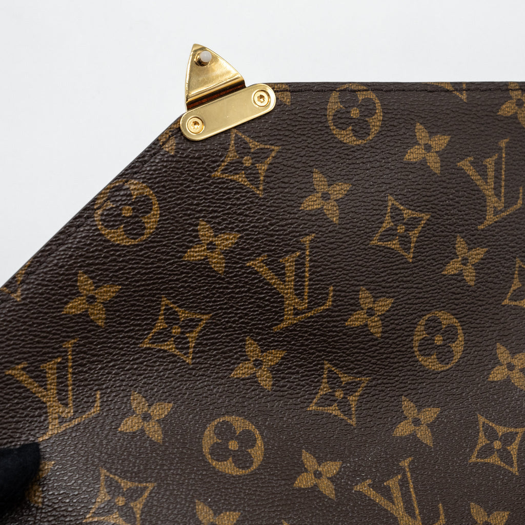 louis-vuitton-pochette-metis-monogram-canvas-ghw-17