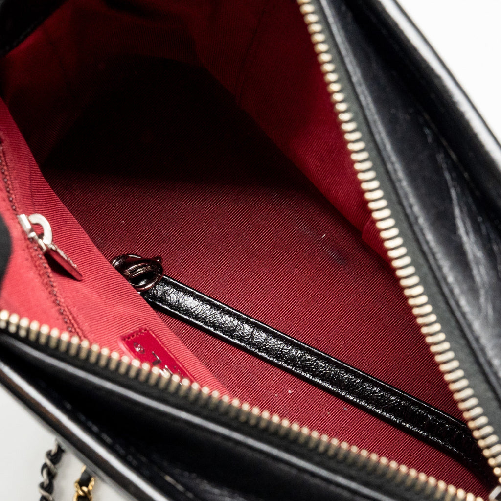 chanel-small-gabrielle-hobo-bag-calfskin-black-multicolour-hardware-4