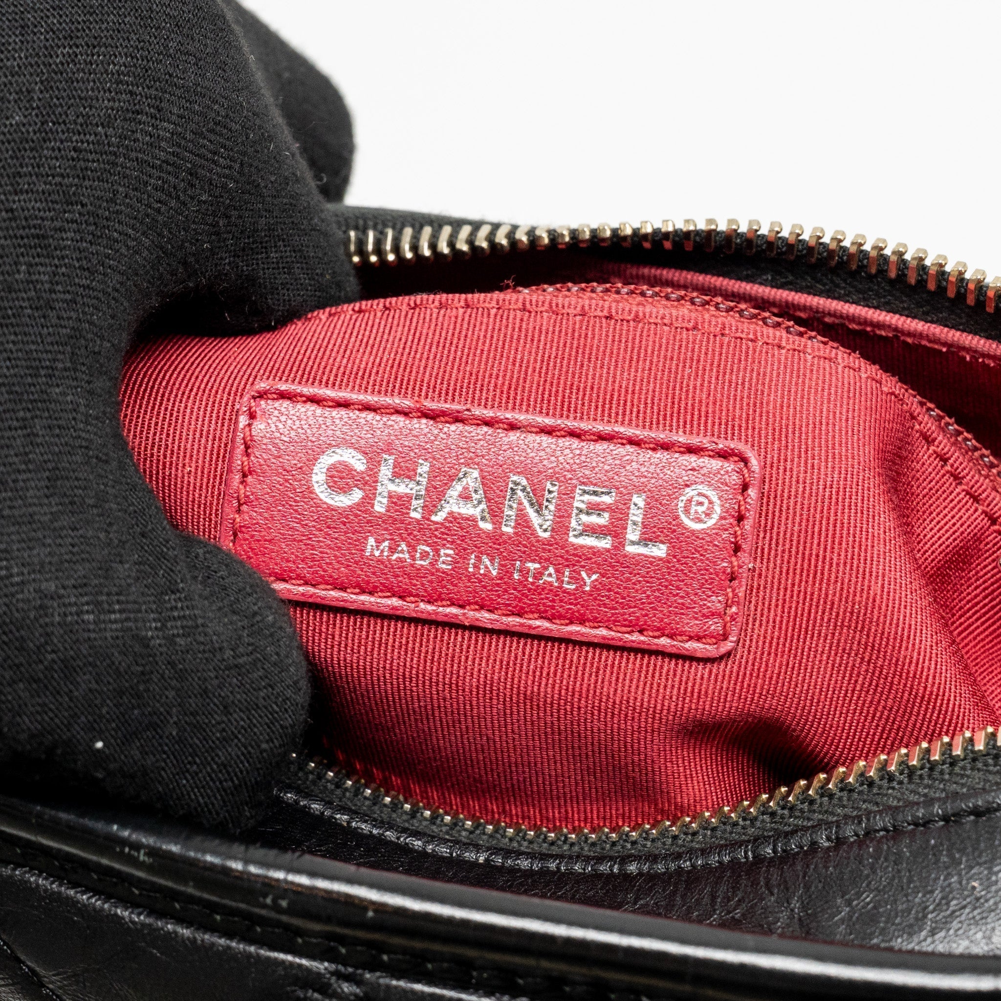 chanel-small-gabrielle-hobo-bag-calfskin-black-multicolour-hardware-4