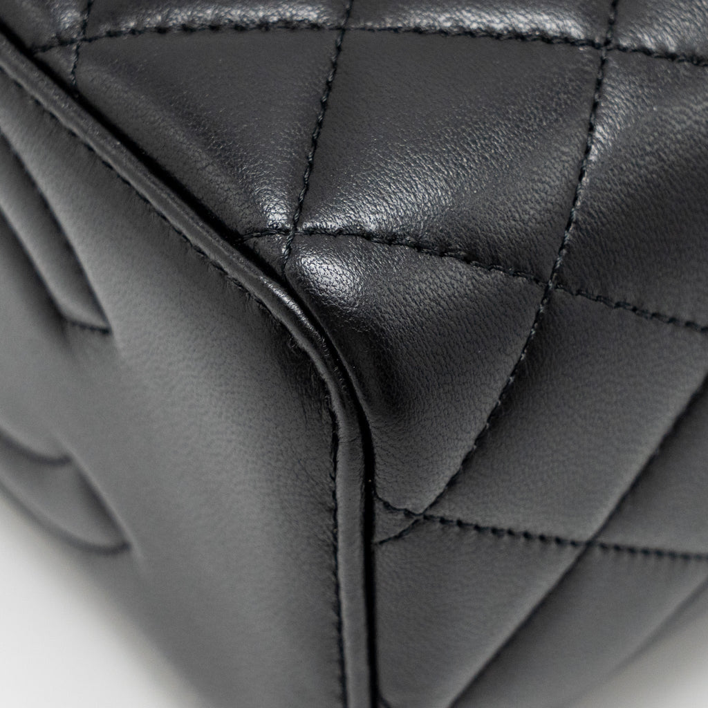 chanel-top-handle-long-vanity-lambskin-black-ghwmicrochip