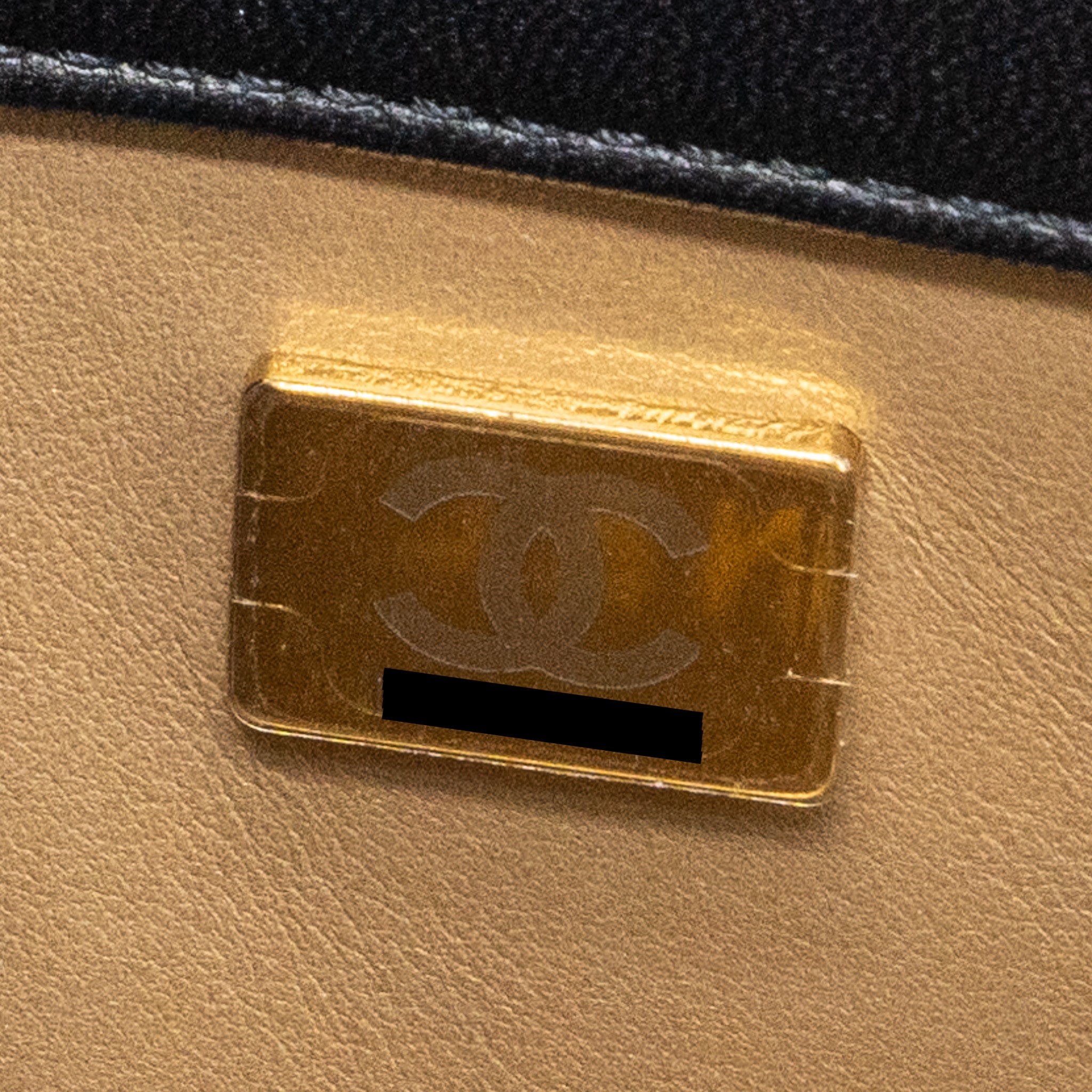 chanel-23k-pearl-crush-mini-rectangular-flap-bag-lambskin-black-ghw-microchip-2