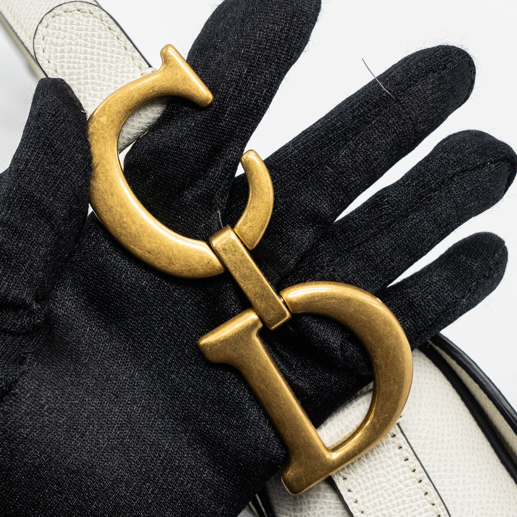 dior-medium-saddle-bag-with-strap-grained-calfskin-white-ghw