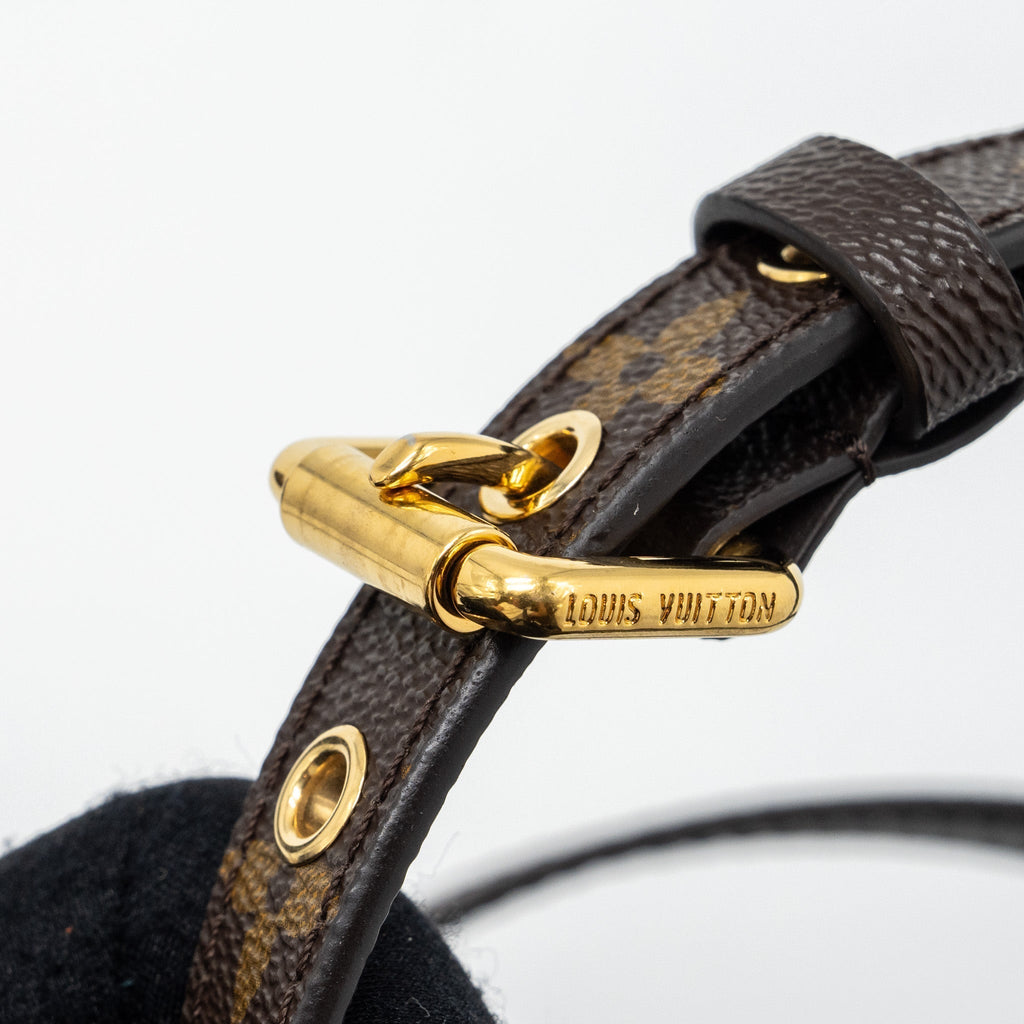 louis-vuitton-pochette-metis-monogram-canvas-ghw-17