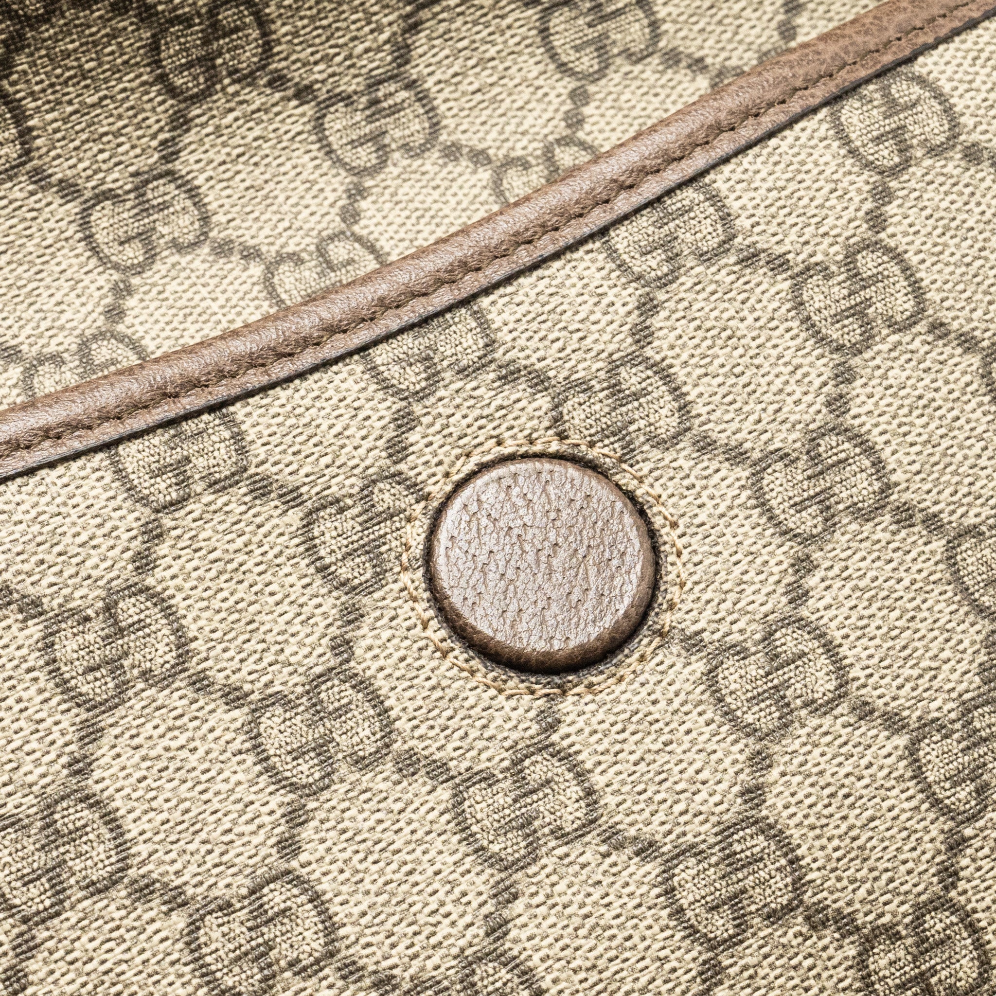 gucci-neo-vintage-belt-bag-gg-supreme-canvas-ghw