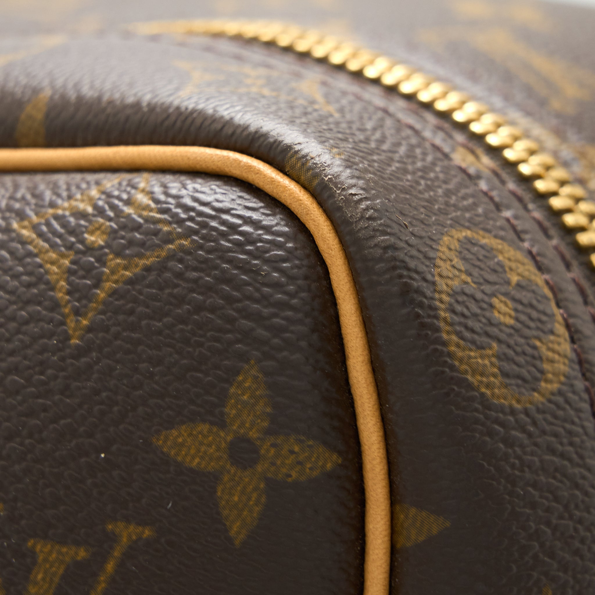 louis-vuitton-large-luggage-bag-monogram-canvas-ghw