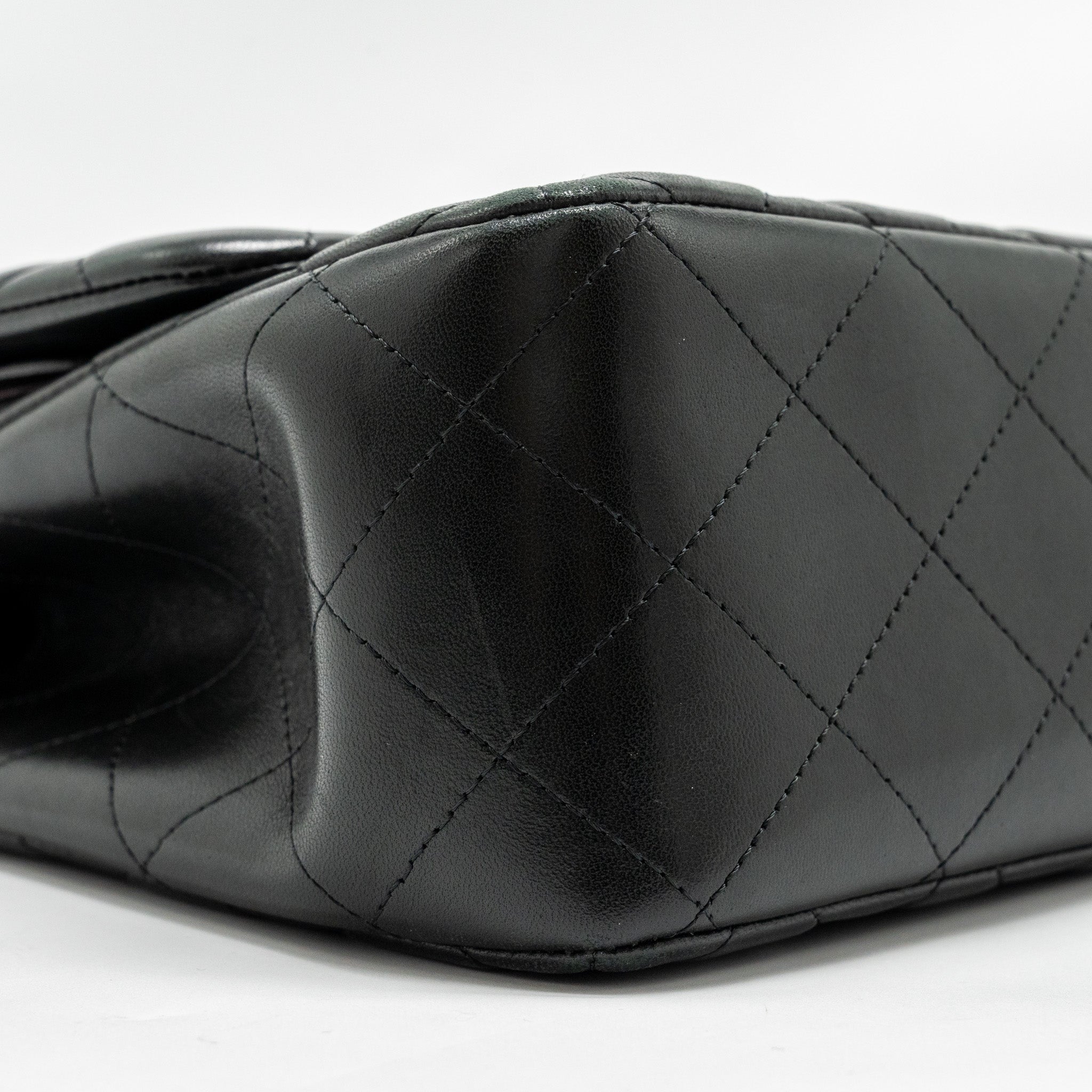 chanel-jumbo-classic-double-flap-bag-lambskin-black-ghw-2