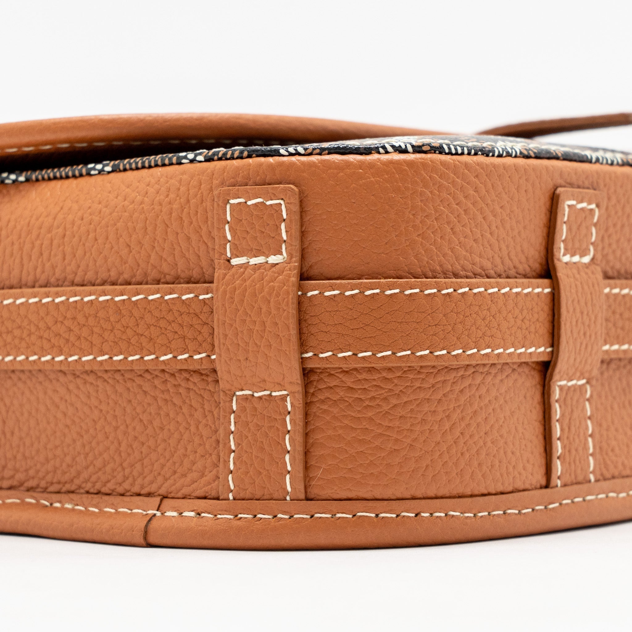 goyard-belvedere-pm-messenger-bag-goyardine-canvas-calfskin-black-tan-shw-copy