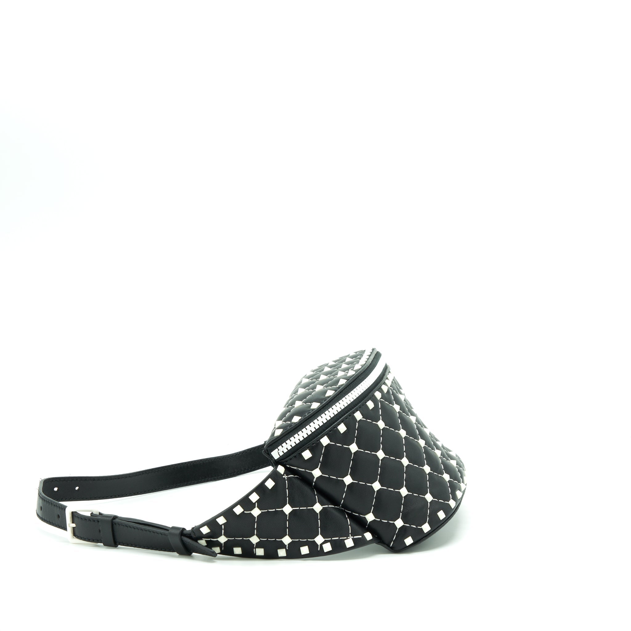 valentino-rockstud-belt-bag-black-white-hardware