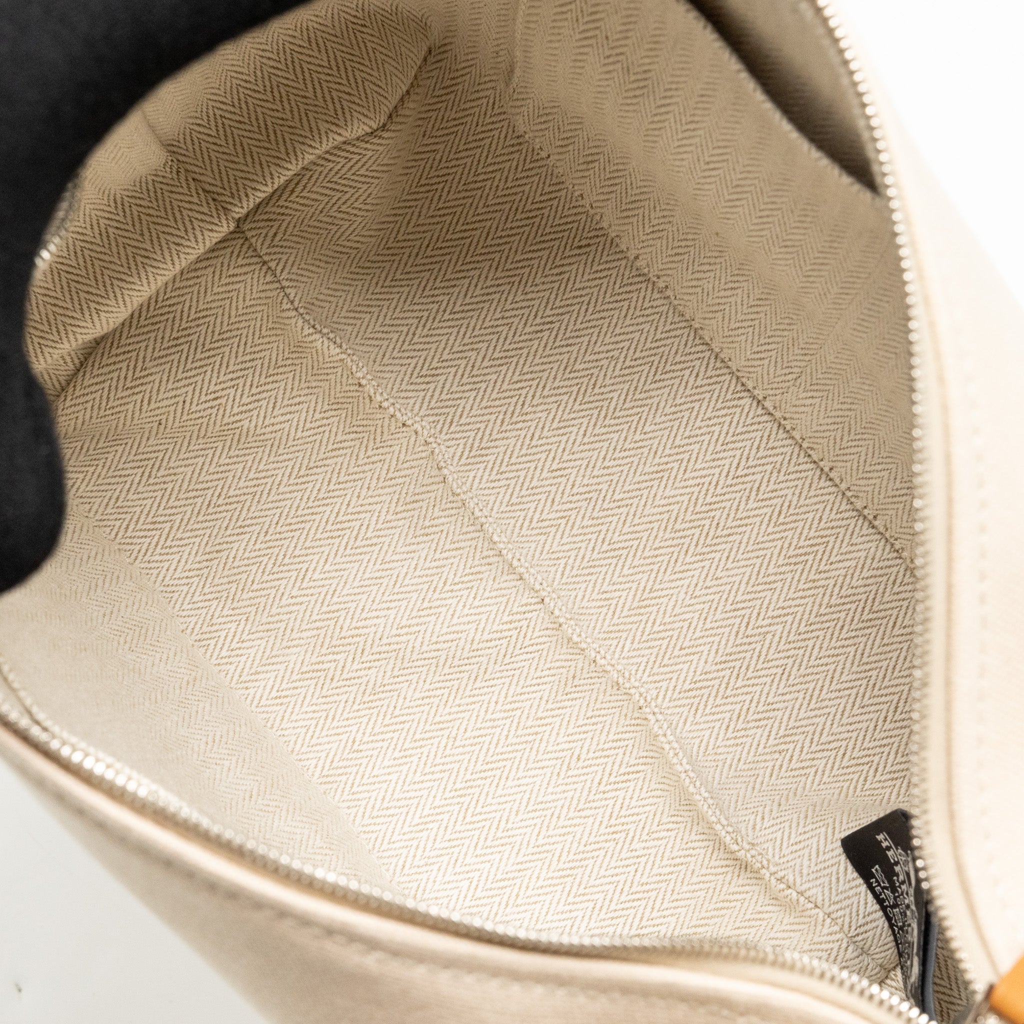 hermes-trousse-de-toilette-bride-a-brac-pm-natural-shw