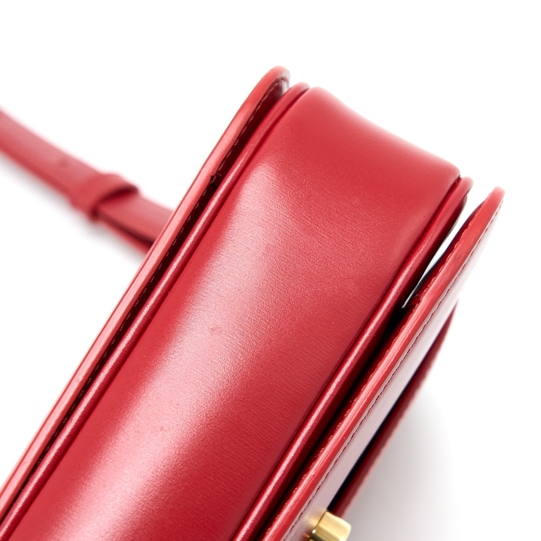 celine-medium-classique-triomphe-bag-shiny-calfskin-red-ghw
