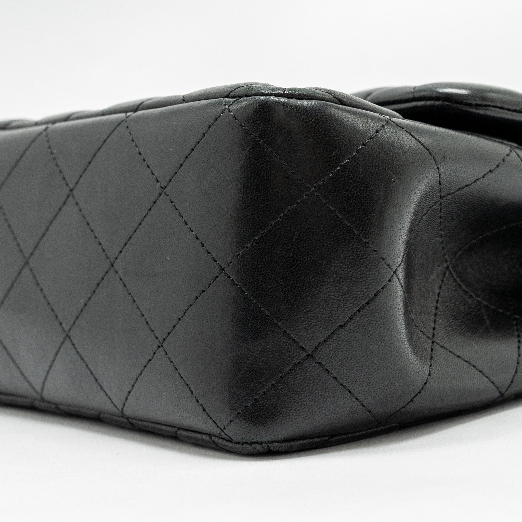 chanel-jumbo-classic-double-flap-bag-lambskin-black-ghw-2