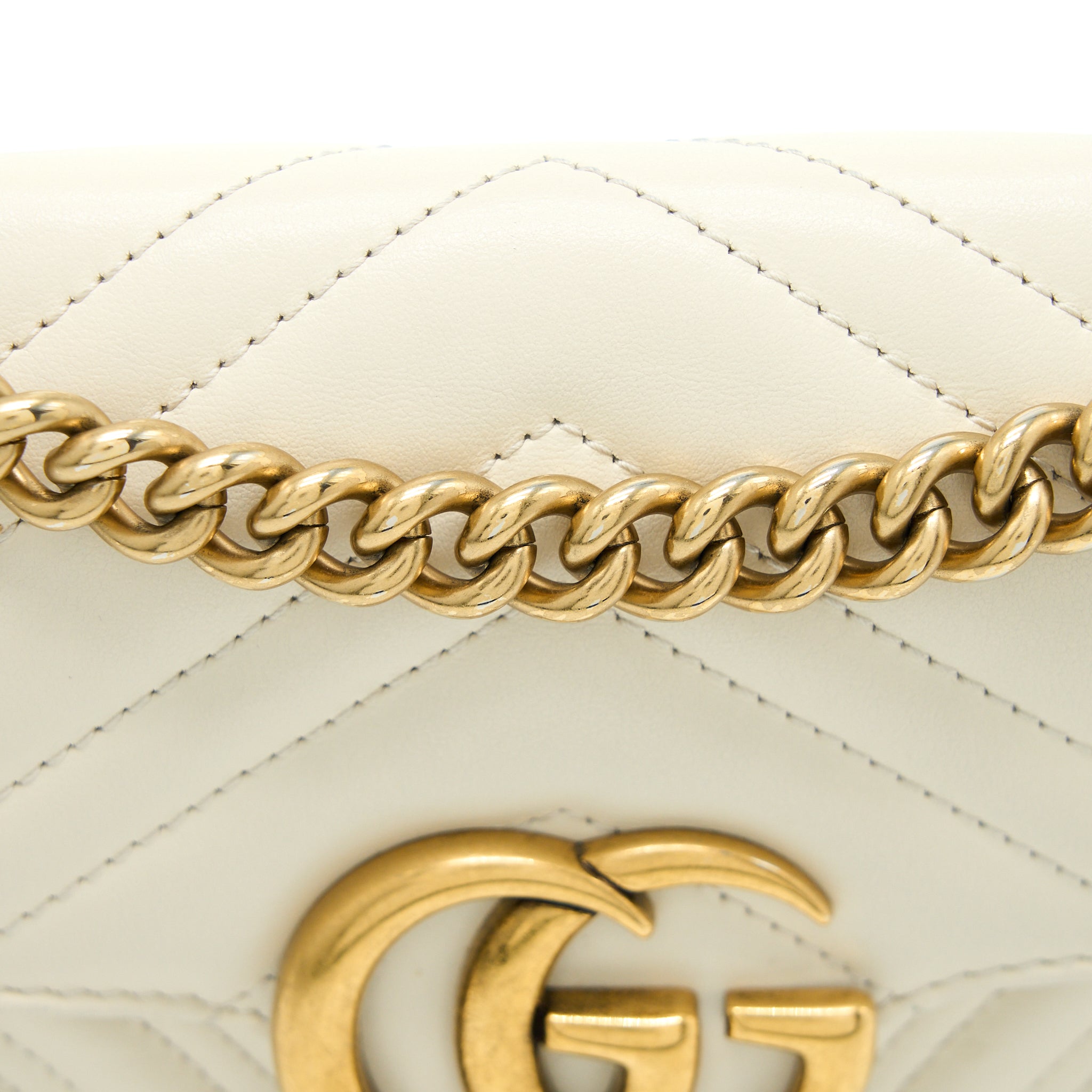 gucci-mini-marmont-calfskin-white-ghw