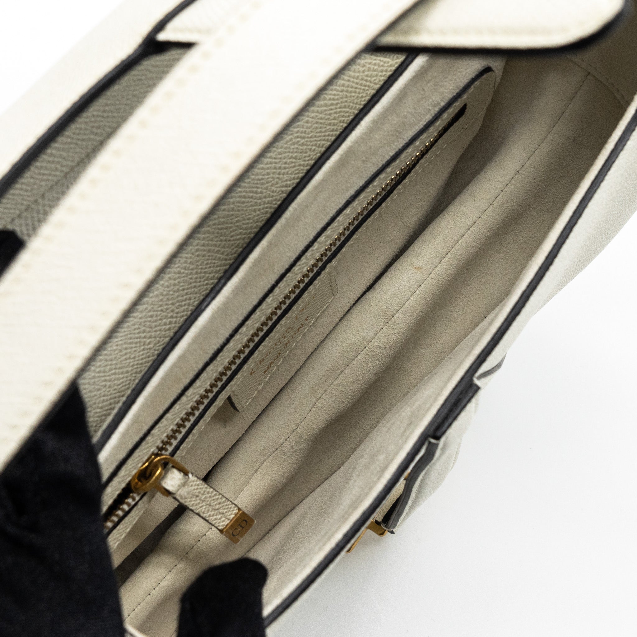 dior-medium-saddle-bag-with-strap-grained-calfskin-white-ghw