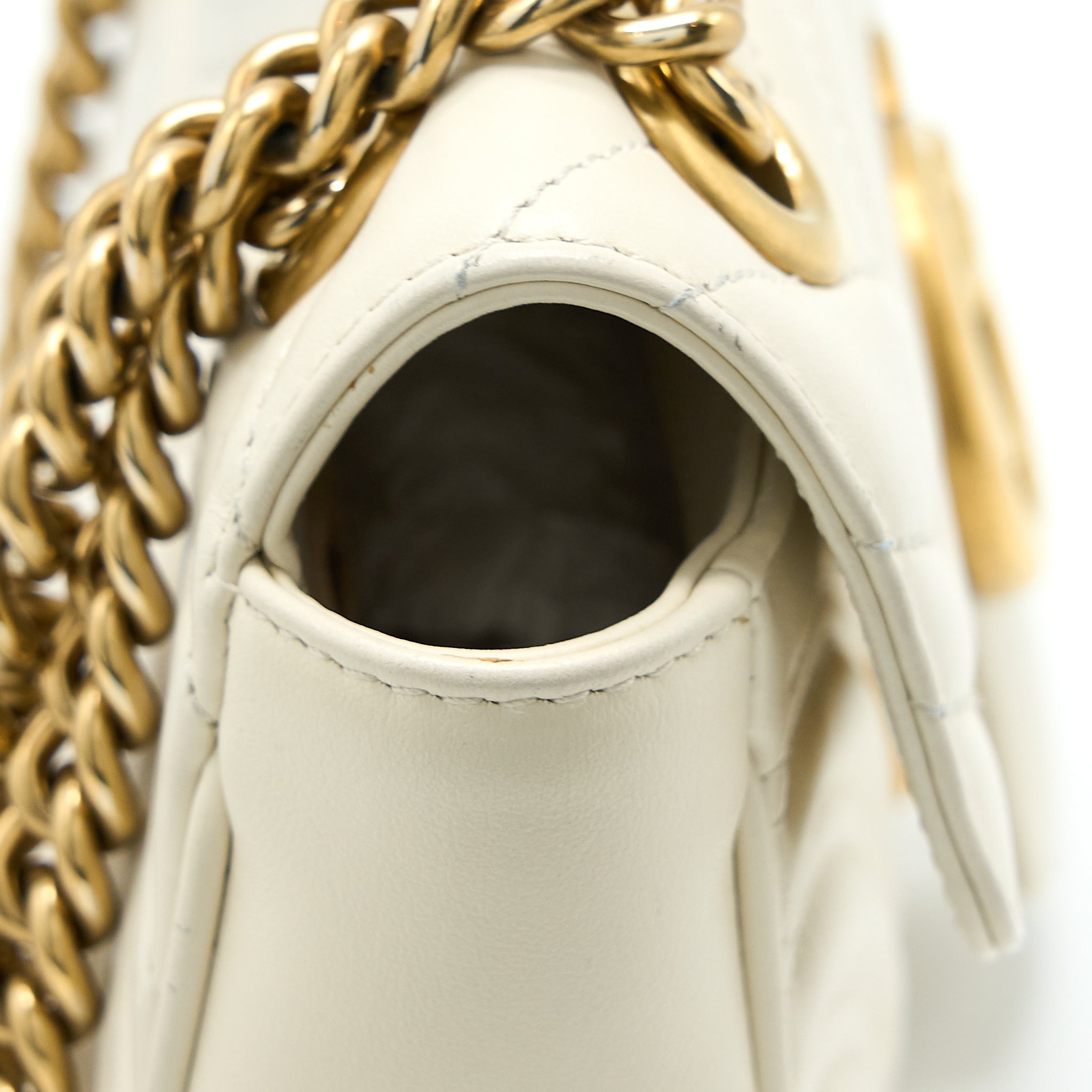 gucci-mini-marmont-calfskin-white-ghw