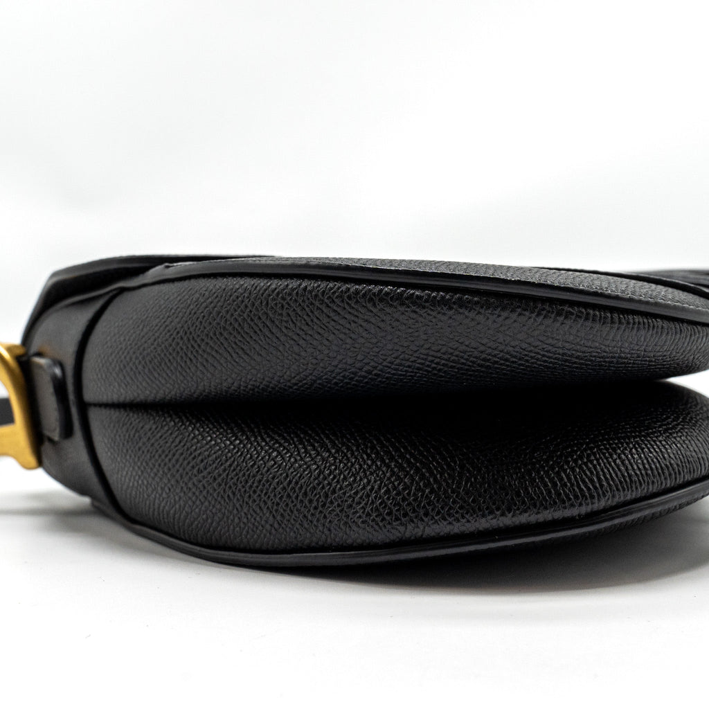 dior-medium-saddle-grained-calfskin-black-ghw