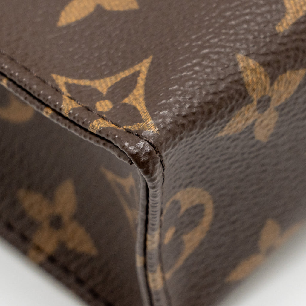 louis-vuitton-toiletry-pochette-26-monogram-canvas-ghw-13
