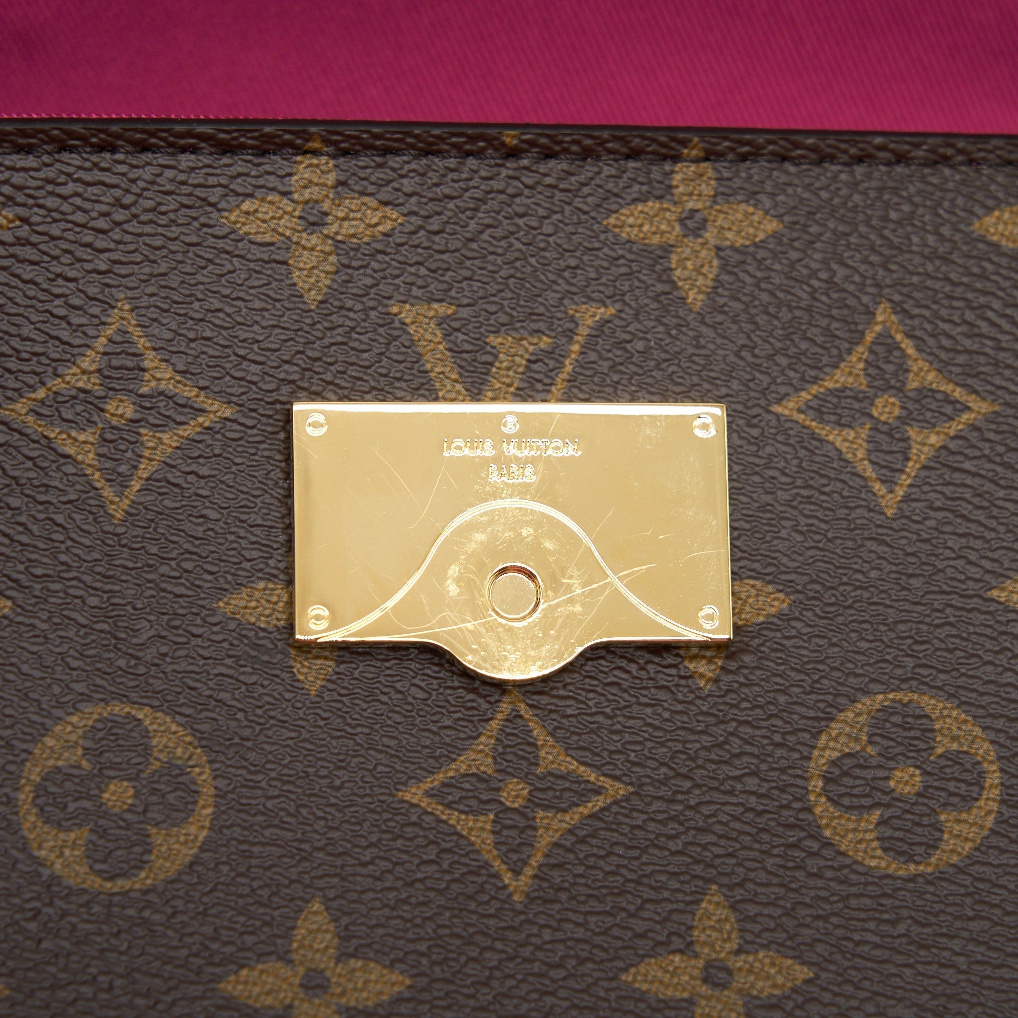 louis-vuitton-cluny-bb-monogram-canvas-ghw