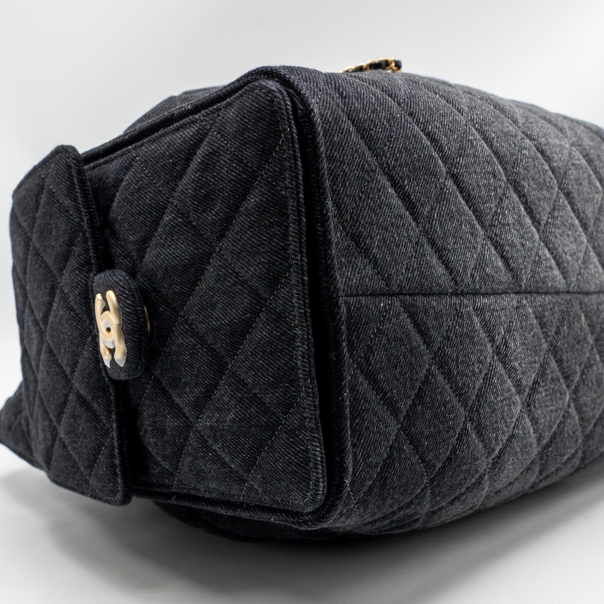 chanel-bag-blue