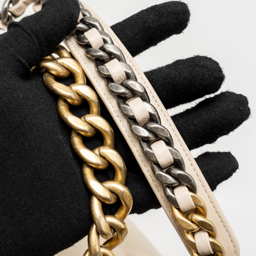 chanel-maxi-19-bag-goatskin-beige-multicolor-hardware