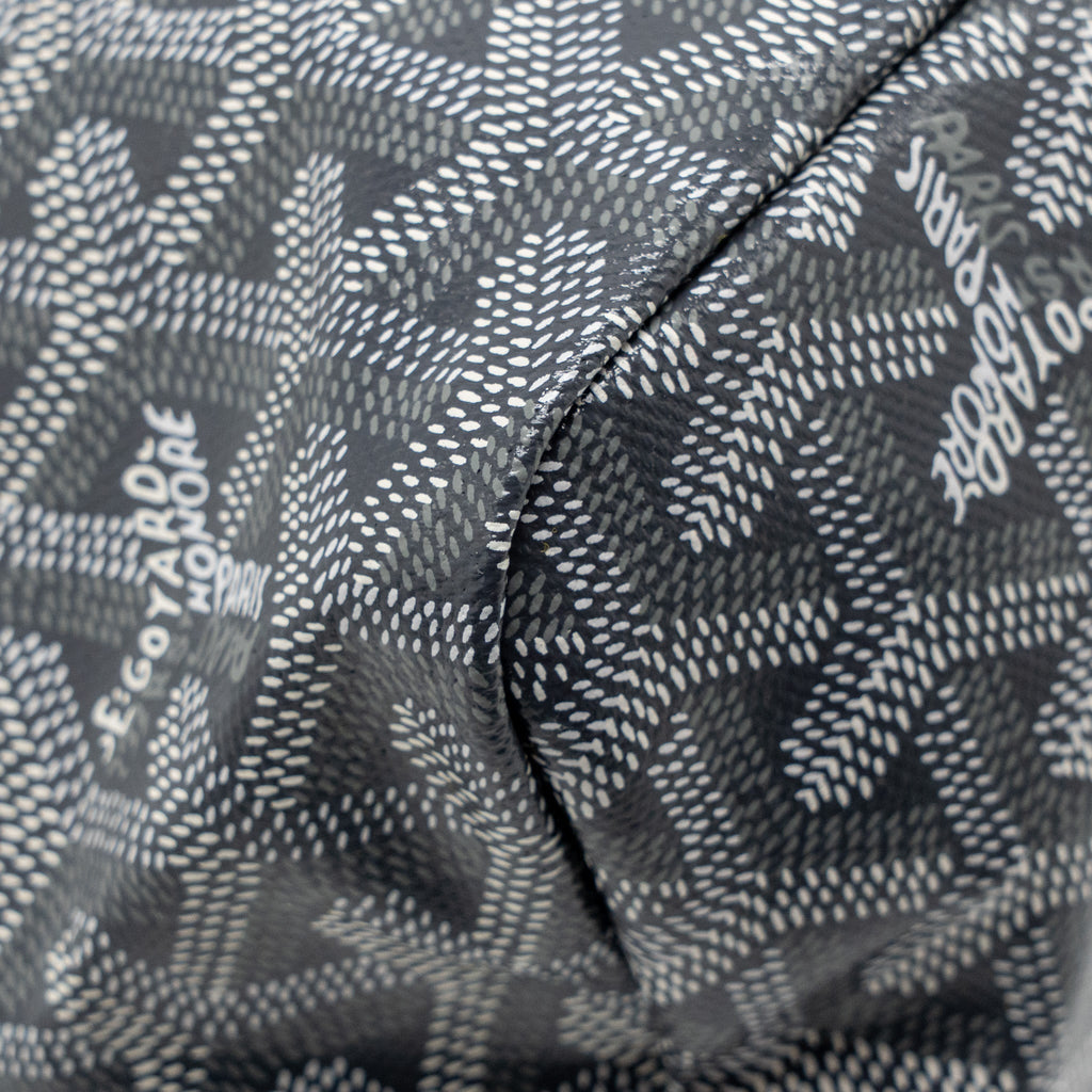 goyard-boheme-hobo-bag-pm-goyardine-canvas-gris-shw