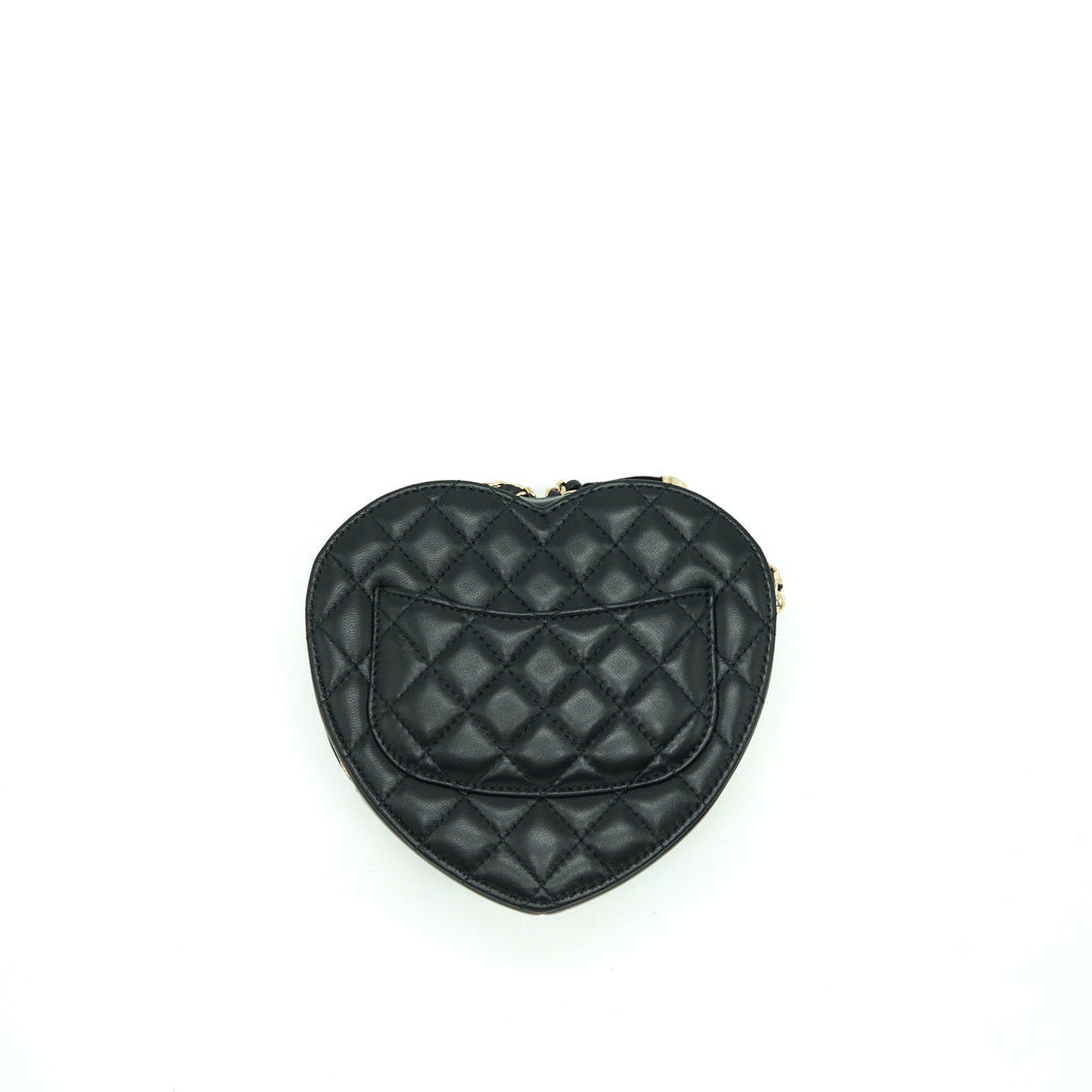 chanel-22s-heart-bag-lambskin-black-lghw-microchip