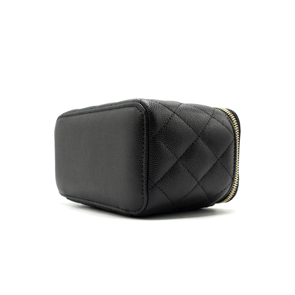 chanel-long-vanity-with-chain-caviar-black-lghw-1