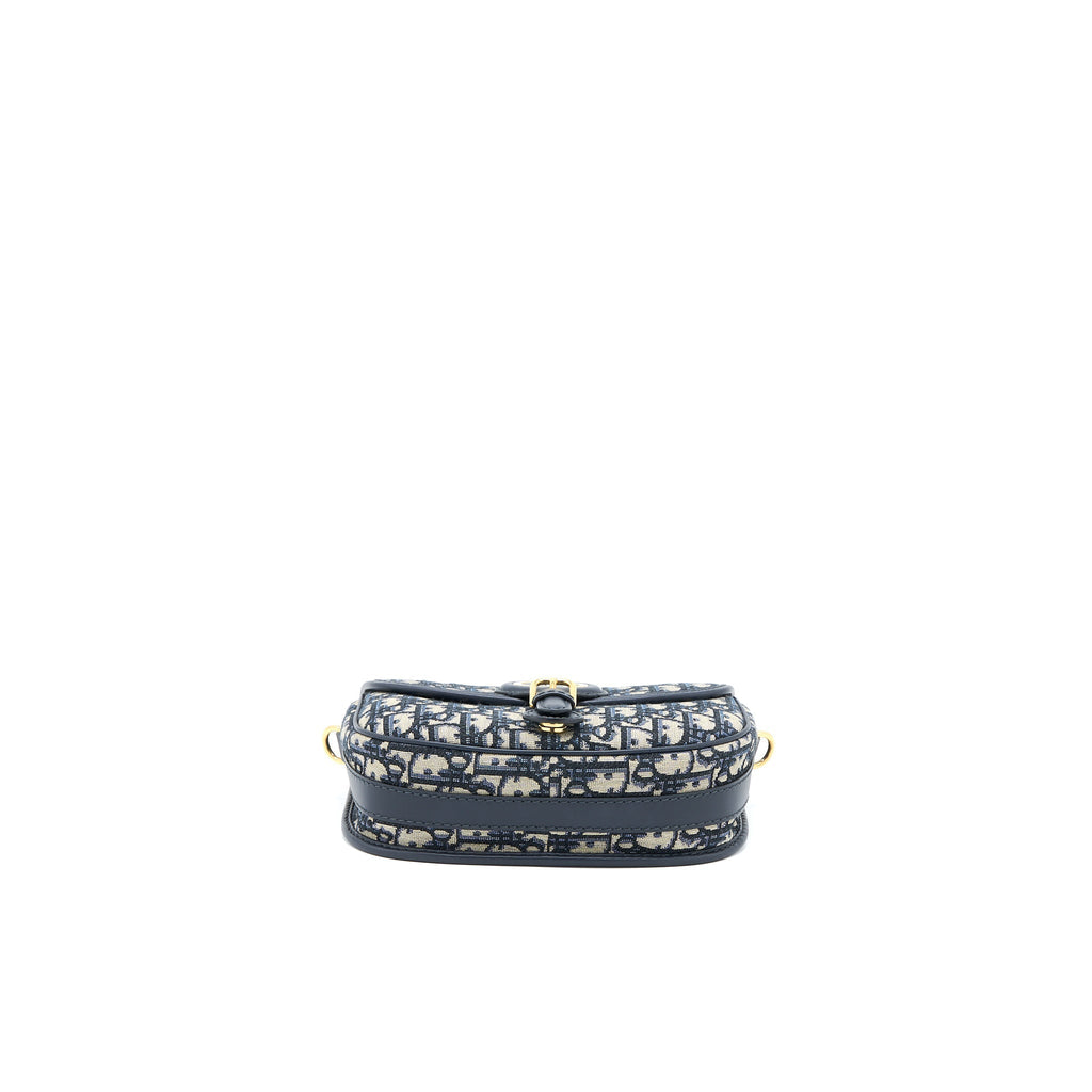 dior-medium-bobby-bag-blue-dior-oblique-jacquard-ghw